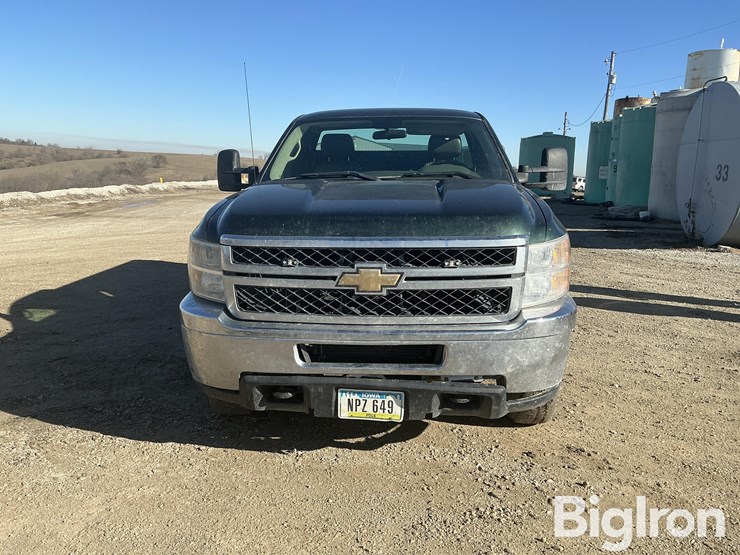 2011-chevrolet-k2500-image-13