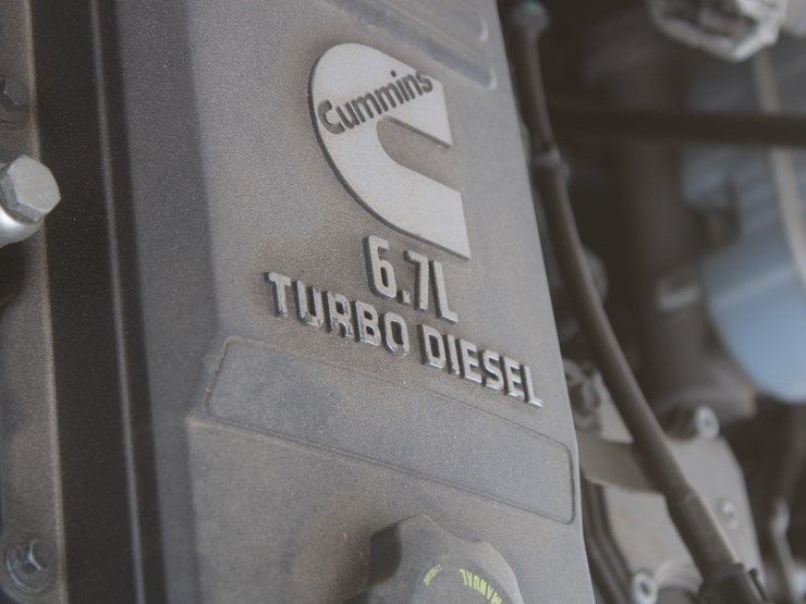 2015-dodge-3500-image-74