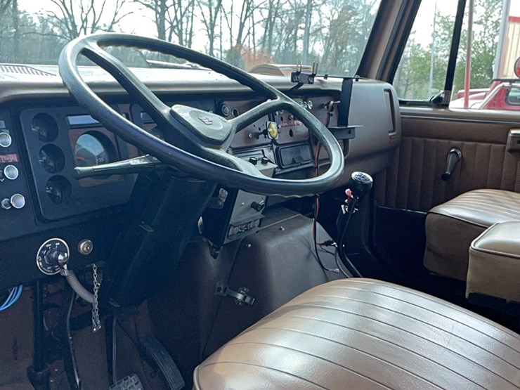 international-s1900-image-9