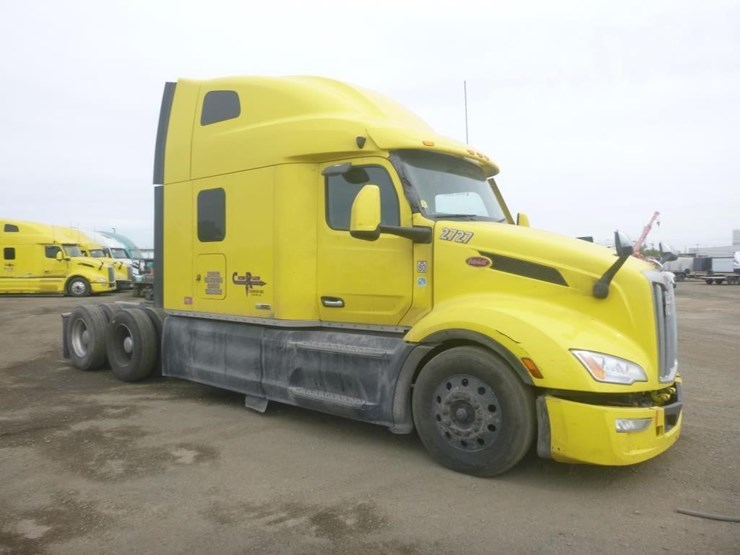 2024-peterbilt-579-image-2