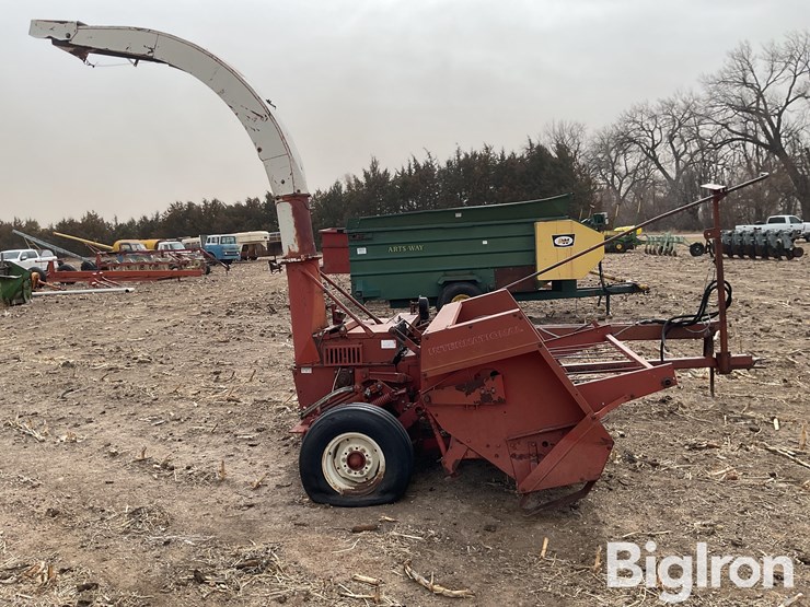 international-555-image-4