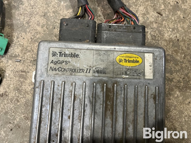 trimble-nav-controller-2-ag-gps-image-11