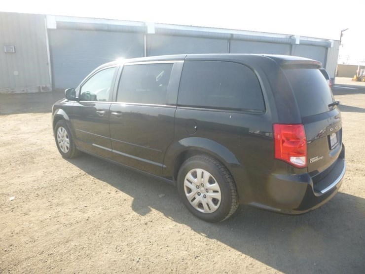 2016-dodge-grand-caravan-image-5