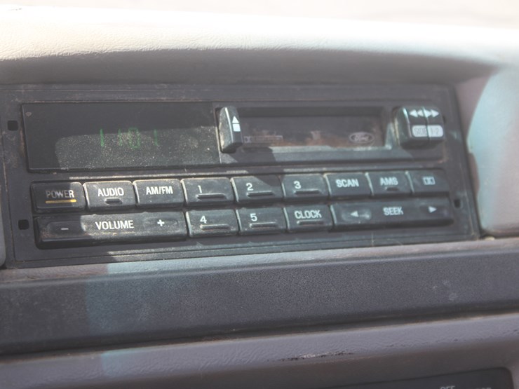 1996-ford-f250-xlt-image-23