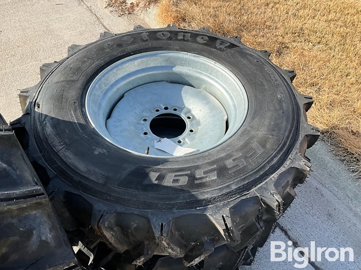 11r22.5-recapped-pivot-tires-&-rims-image-12