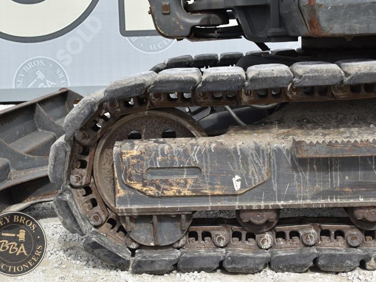 2019-volvo-ecr88d-image-36