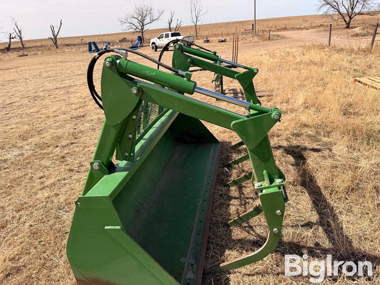 john-deere-8-image-8