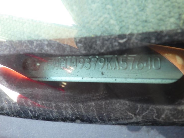 2009-ford-escape-image-15