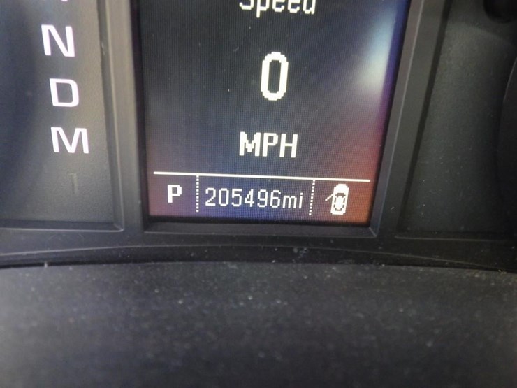 2016-chevrolet-1500-image-14