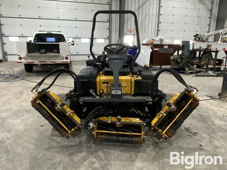 massey-ferguson-730-image-2