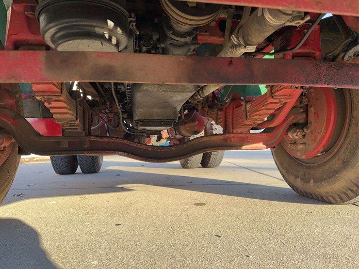 autocar-u70-truck-tractor-image-19