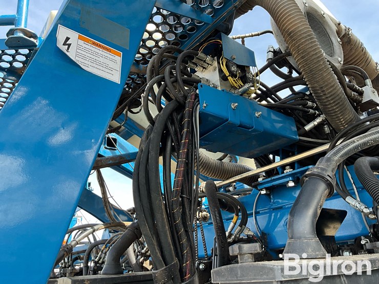 2013-kinze-3660-image-14