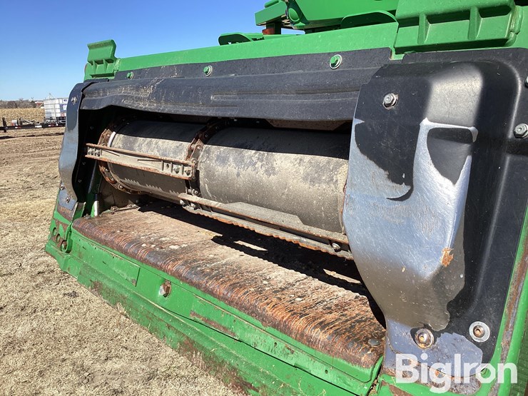 2012-john-deere-s660-image-13