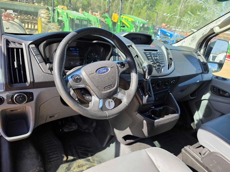 2016-ford-f350-image-13