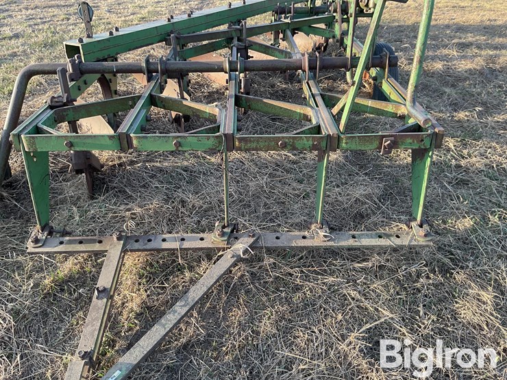 john-deere-6-image-11