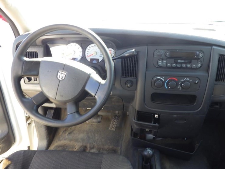 2005-dodge-ram-2500-image-9