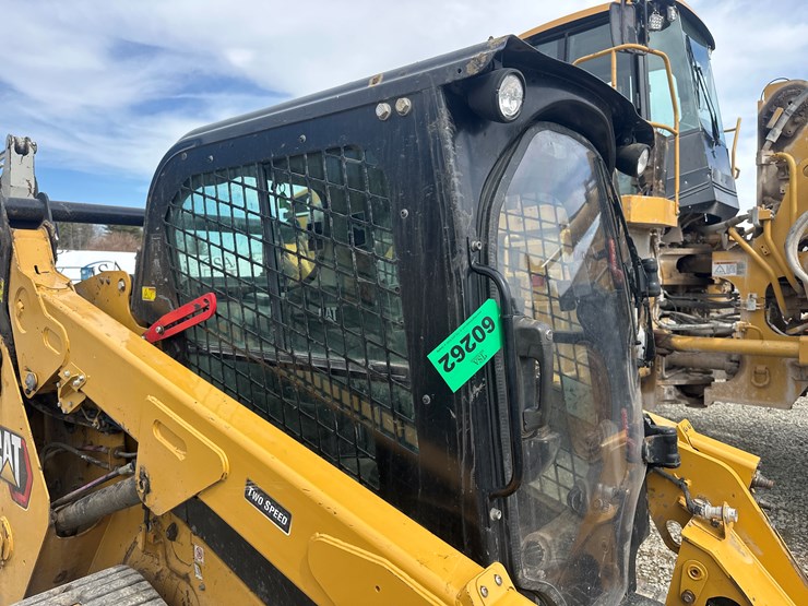 2019-caterpillar-259d3-image-12