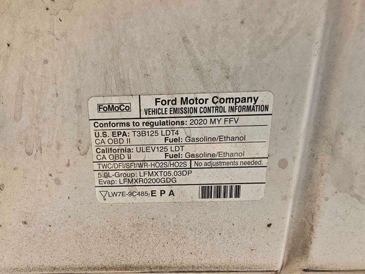 2020-ford-f150-xl-image-16