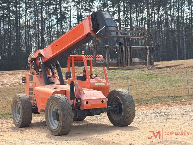 2016-jlg-6042-telehandler-image-1