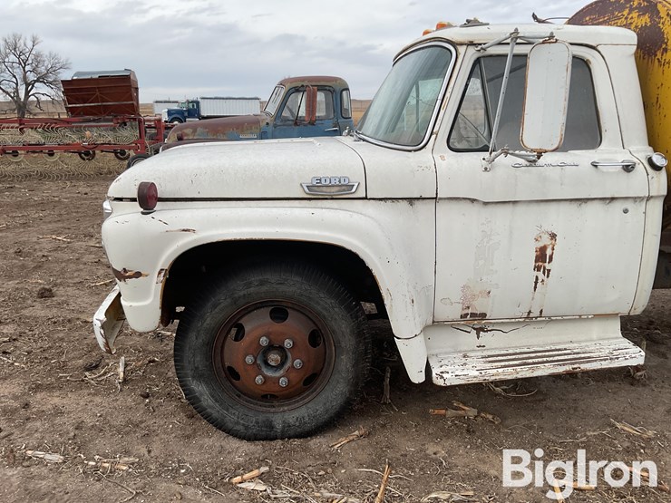 1966-ford-f600-image-12