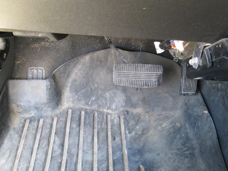 2004-nissan-titan-image-36