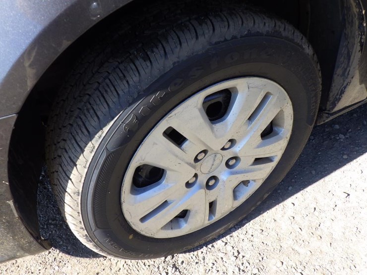 2017-dodge-grand-caravan-image-13