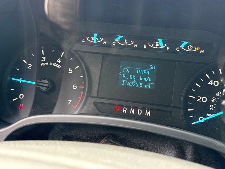 2019-ford-f150-xl-image-15