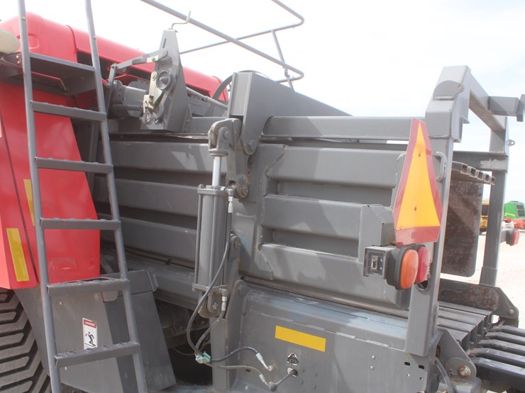 2010-agco-2170-image-68