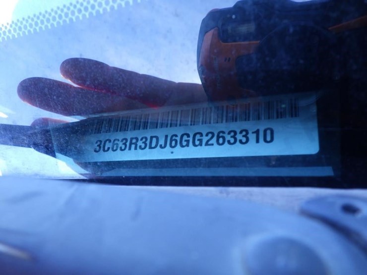 2016-dodge-3500-image-16