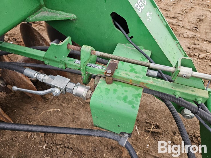 2004-john-deere-637-image-13