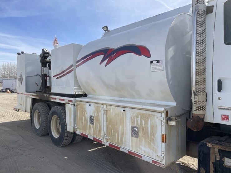 2001-sterling-l8500-image-21