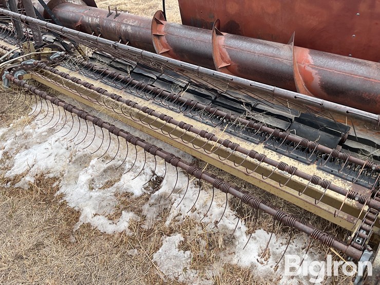 international-810-image-10