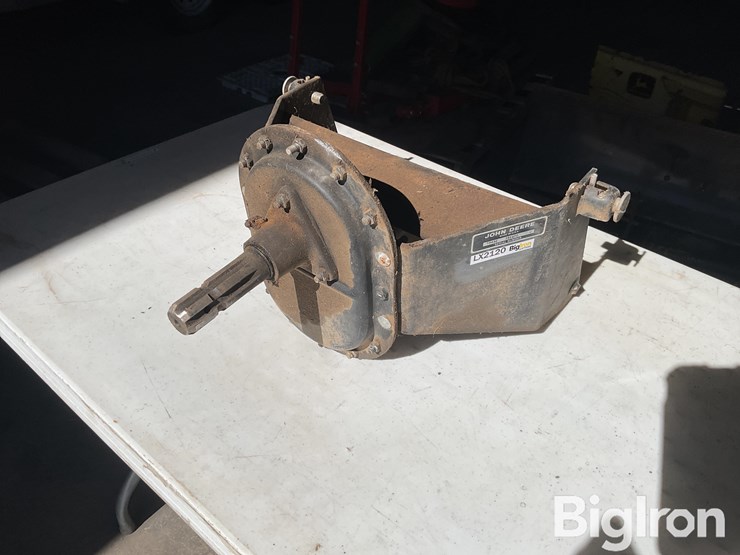 john-deere-la-image-1