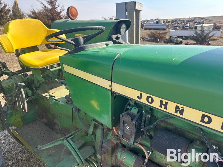 john-deere-2630-image-17