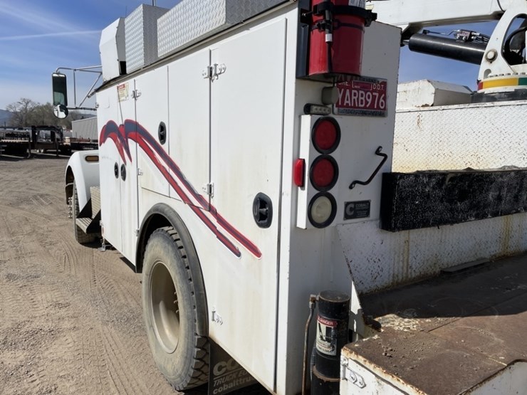 2007-kenworth-t300-image-18