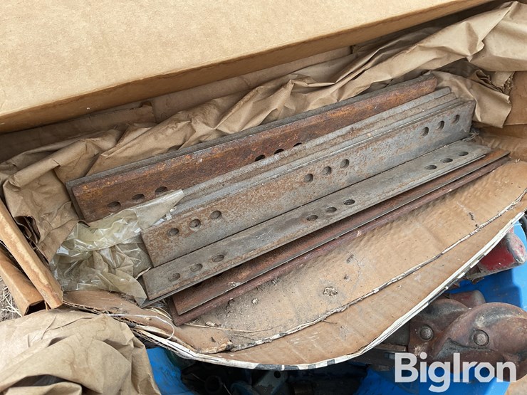 international-555-image-15