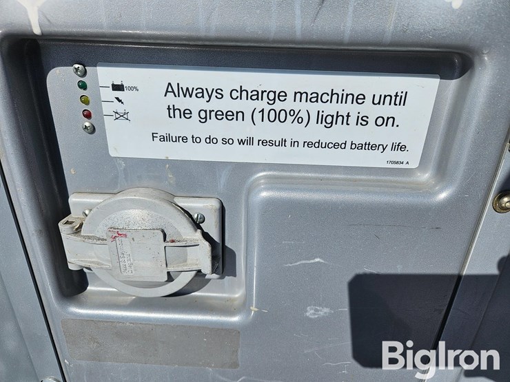 2016-jlg-20mvl-image-11