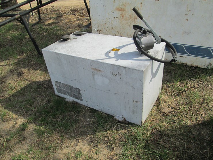 #44010-•-100gal-fuel-tank-image-1