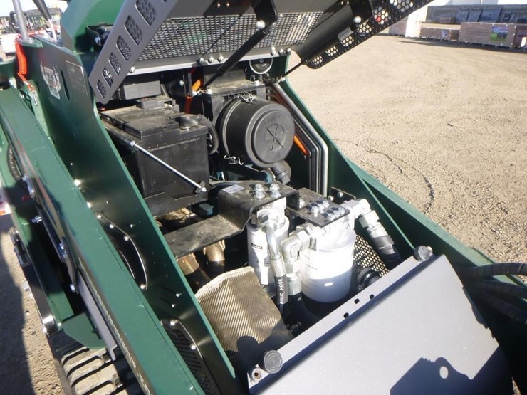 2026-kubota-d1703-image-21