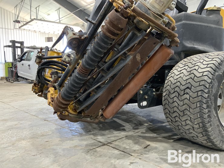 massey-ferguson-730-image-16