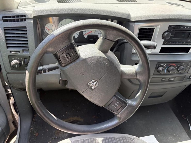 2008-dodge-ram-1500-image-14