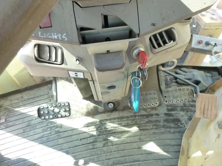 1999-john-deere-6410-image-15