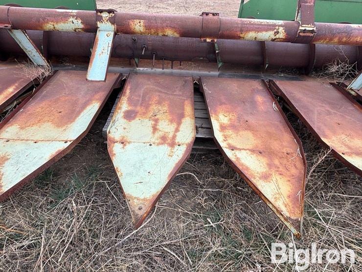 john-deere-24-image-17