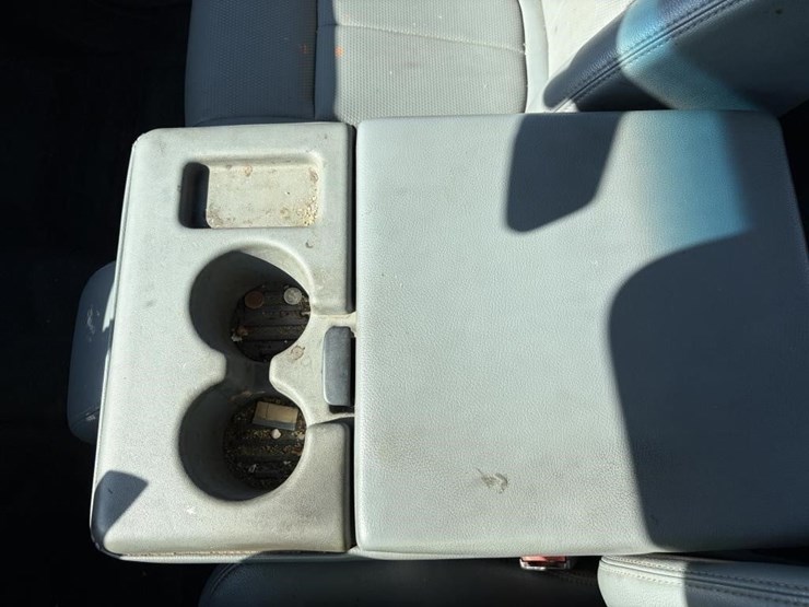 2015-ford-f550-sd-image-17