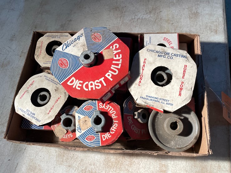 #2531-•-die-cast-pulleys-image-2