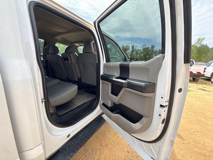 2019-ford-f150-xl-image-7