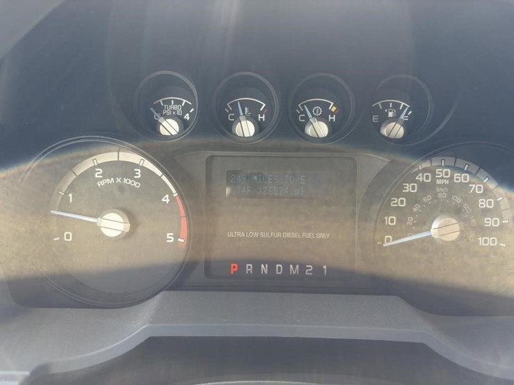 2012-ford-f550-image-13