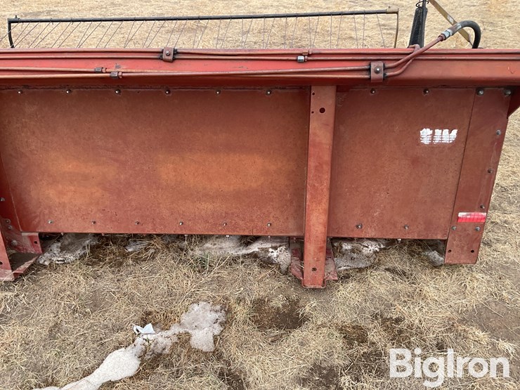 international-810-image-18