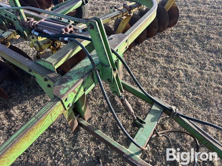 john-deere-110-image-13