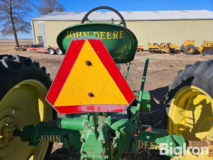 john-deere-b-image-13